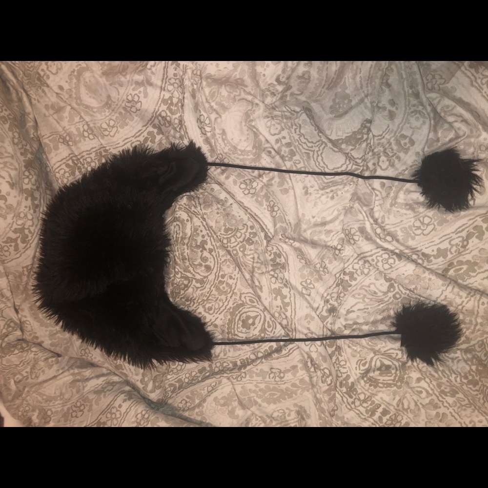 Fluffy Black Hat